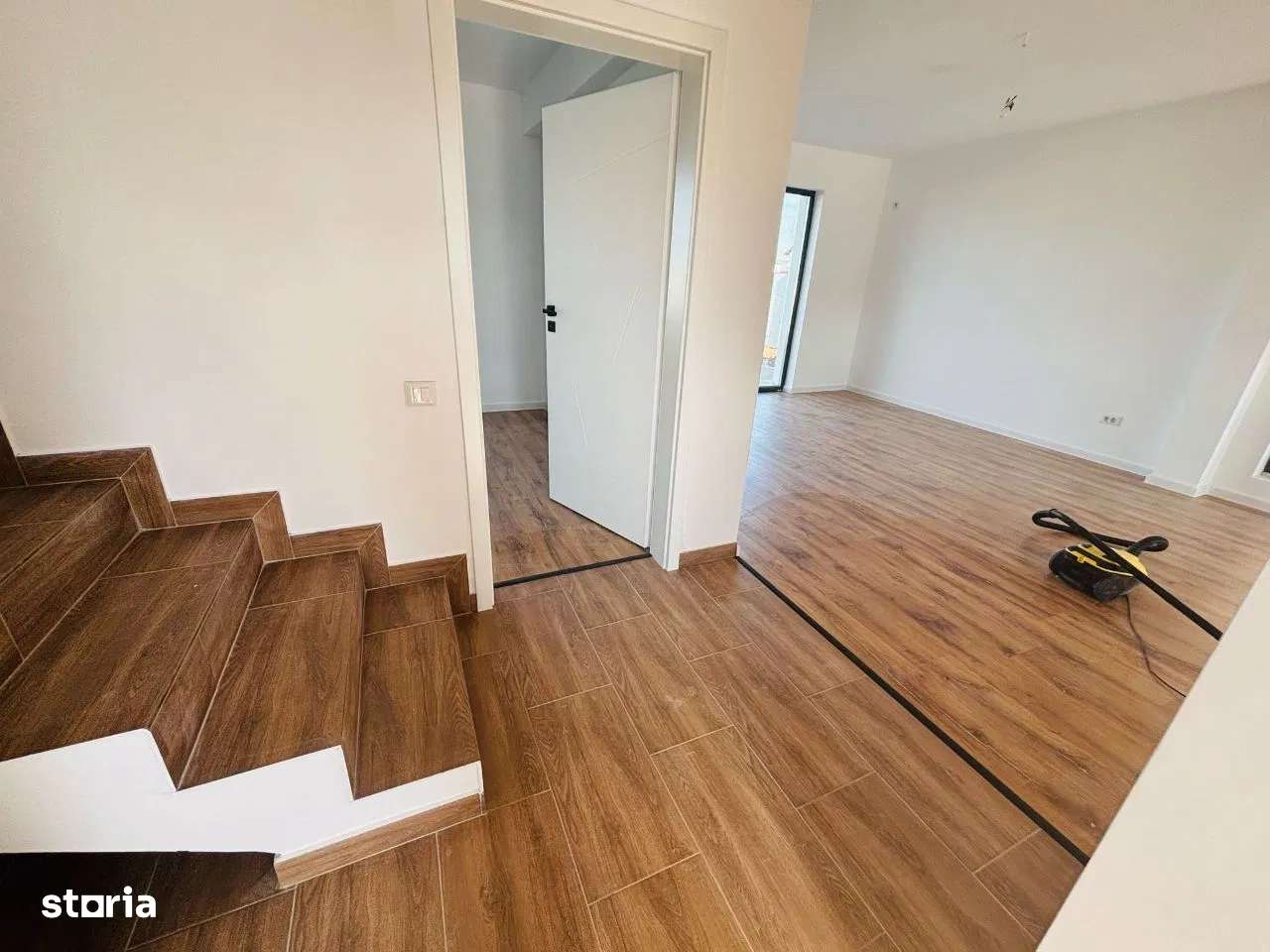 Casa spatioasa P+1, 4 dormitoare – intrare Berceni Ilfov-6