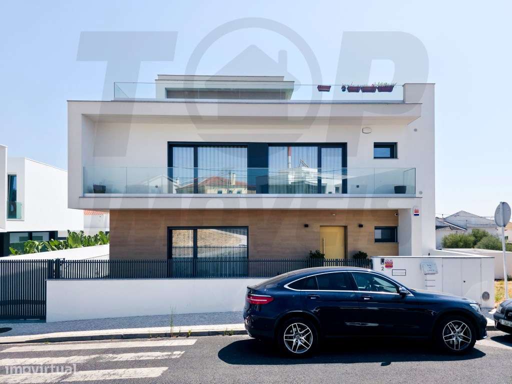 Moradia de Luxo V6 com Piscina, Terraço e Acabamentos de Alta Quali...-39