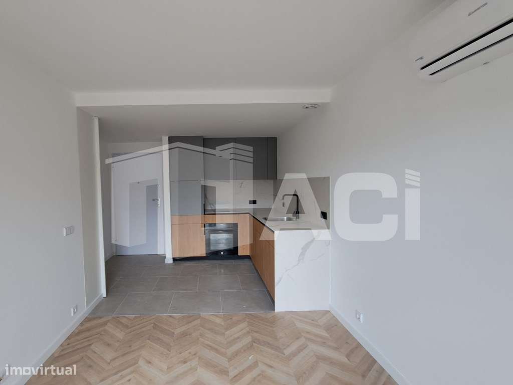 Apartamento T1- NOVO - ZONA HISTORICA - Grande imagem: 4/12