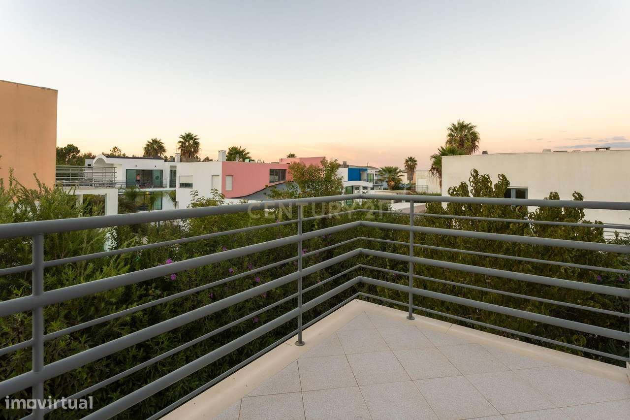 Moradia com Piscina e Jardim - Quinta do Anjo/Palmela-51