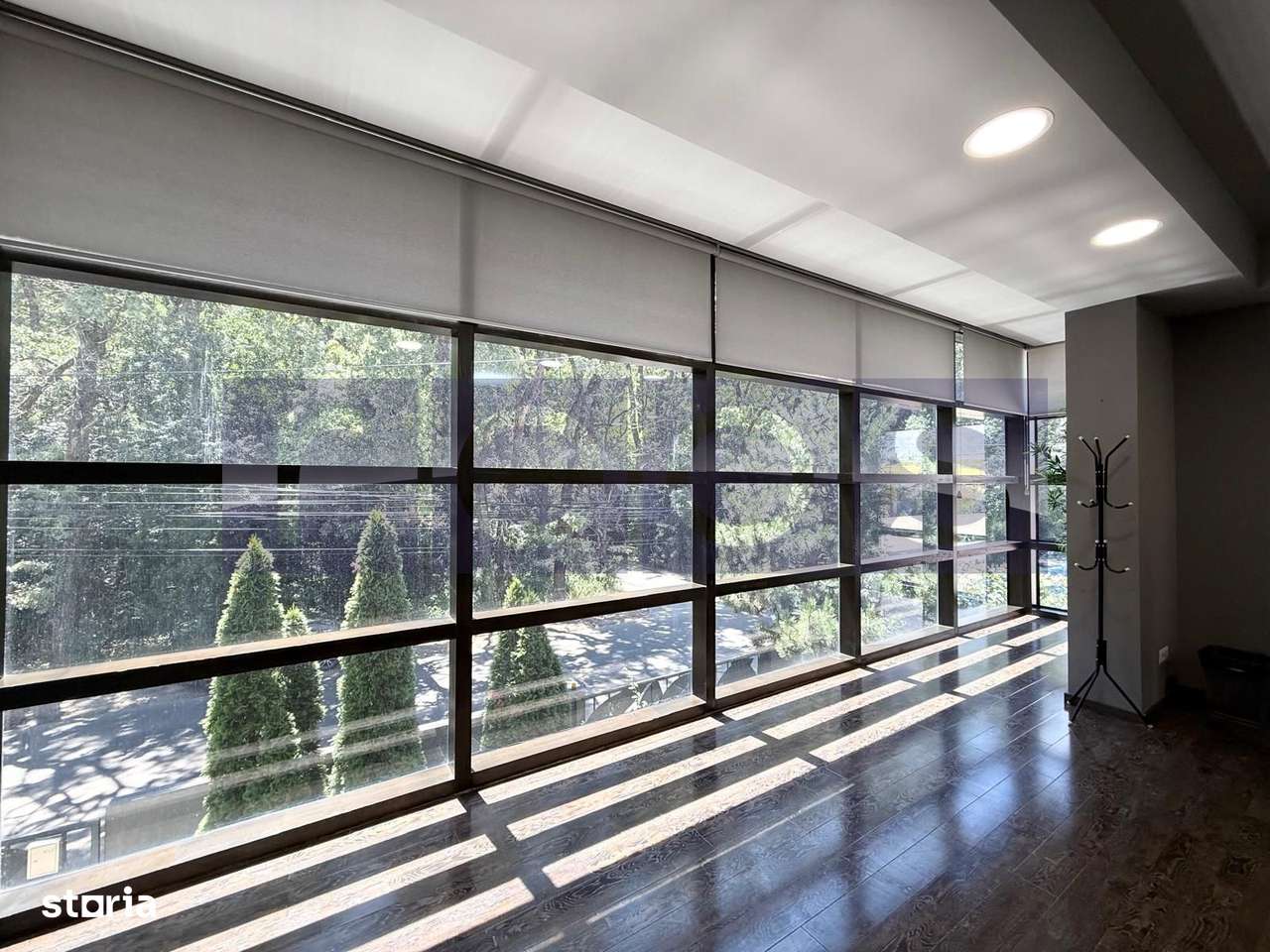 VANZARE VILA SPECTACULOASA | BANEASA | 380MP | VEDERE PADURE | PARCARE - Imagine principală: 5/20