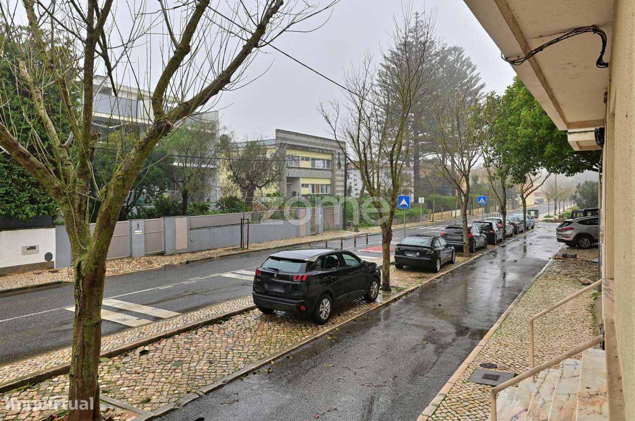 T3 com Suíte-Garagem Box-S. Pedro do Estoril – A Dois Passos da Pra... - Grande imagem: 3/26