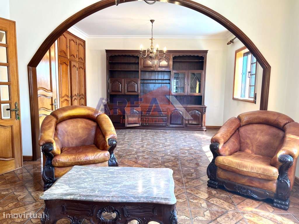 MORADIA BI-FAMILIAR-34