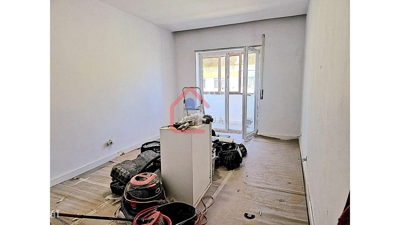 Apartamento T3 em Moita-6