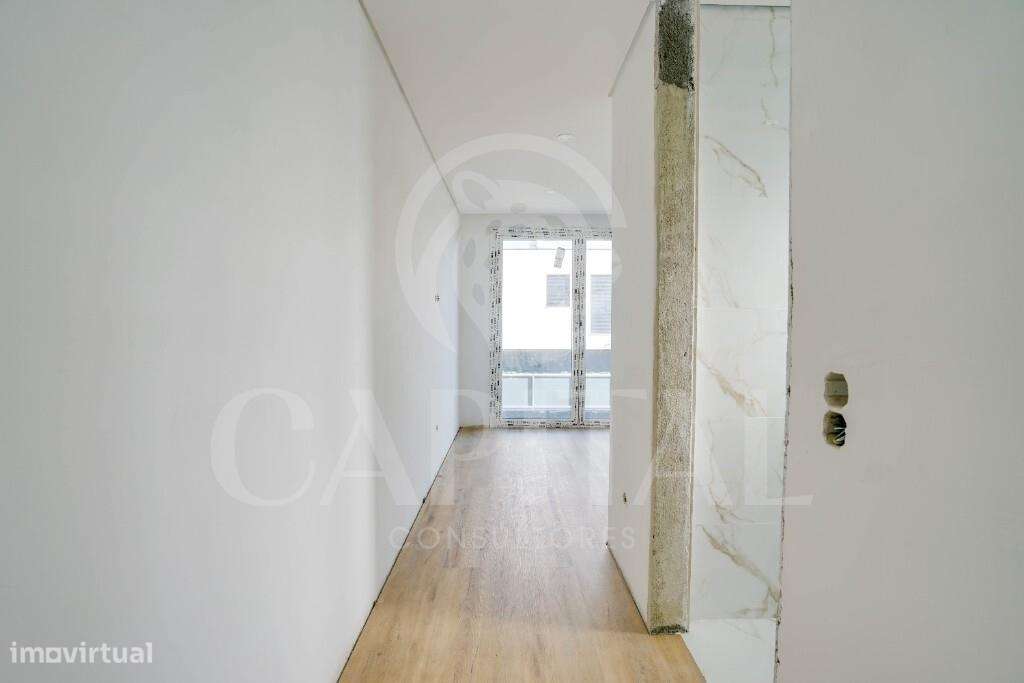 Moradia V3 Isolada com Piscina – Nova – Abrunheira-42