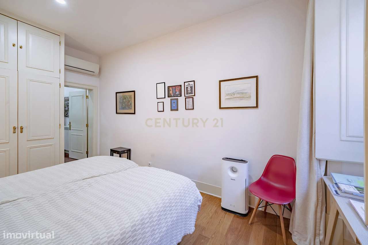 Elegante Apartamento T3 Renovado no Centro Histórico de Lisboa – Rua d-32