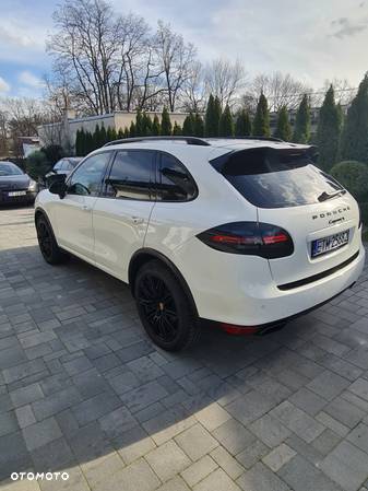 Porsche Cayenne S - 12