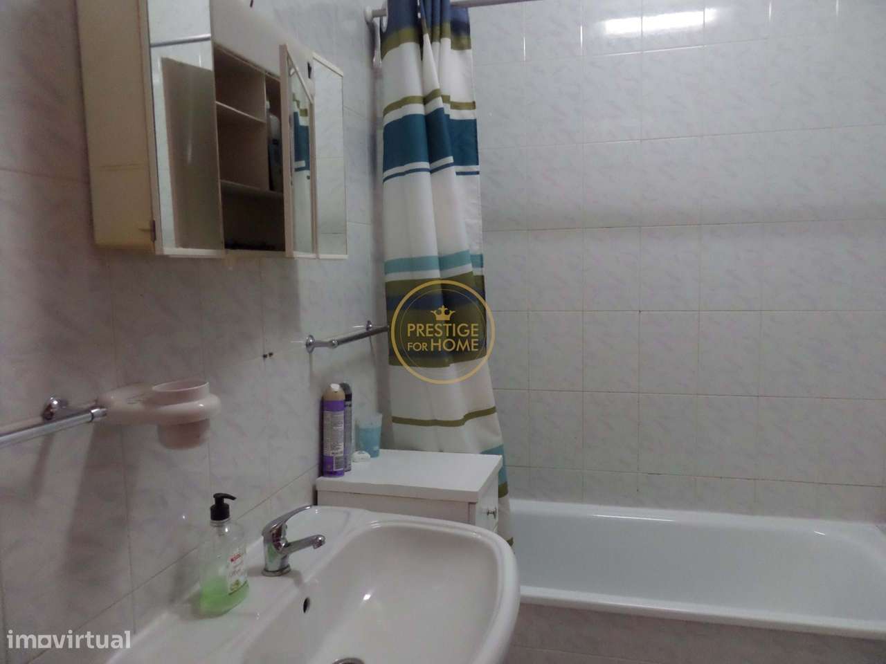 Espaçoso Apartamento T1 em Condomínio Privado – Vilamoura-16