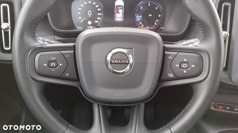 Volvo XC 40 D3 - 23