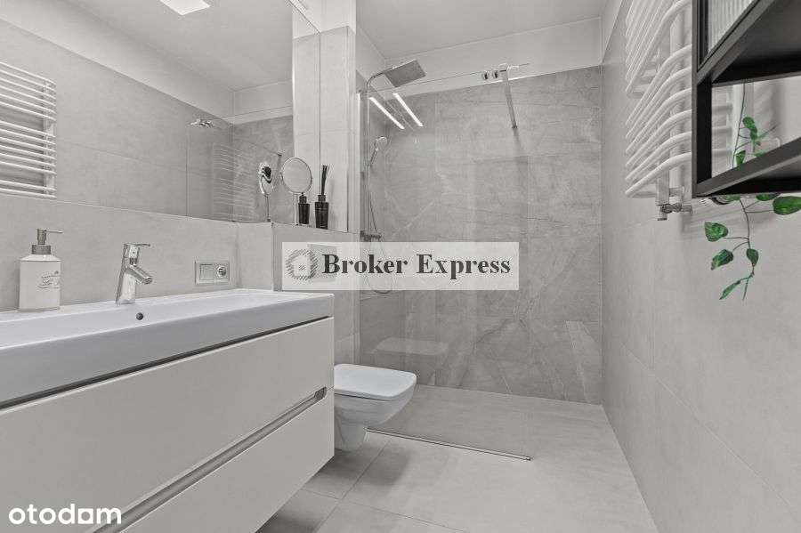 Ekskluzywne mieszkanie z tarasem!-11