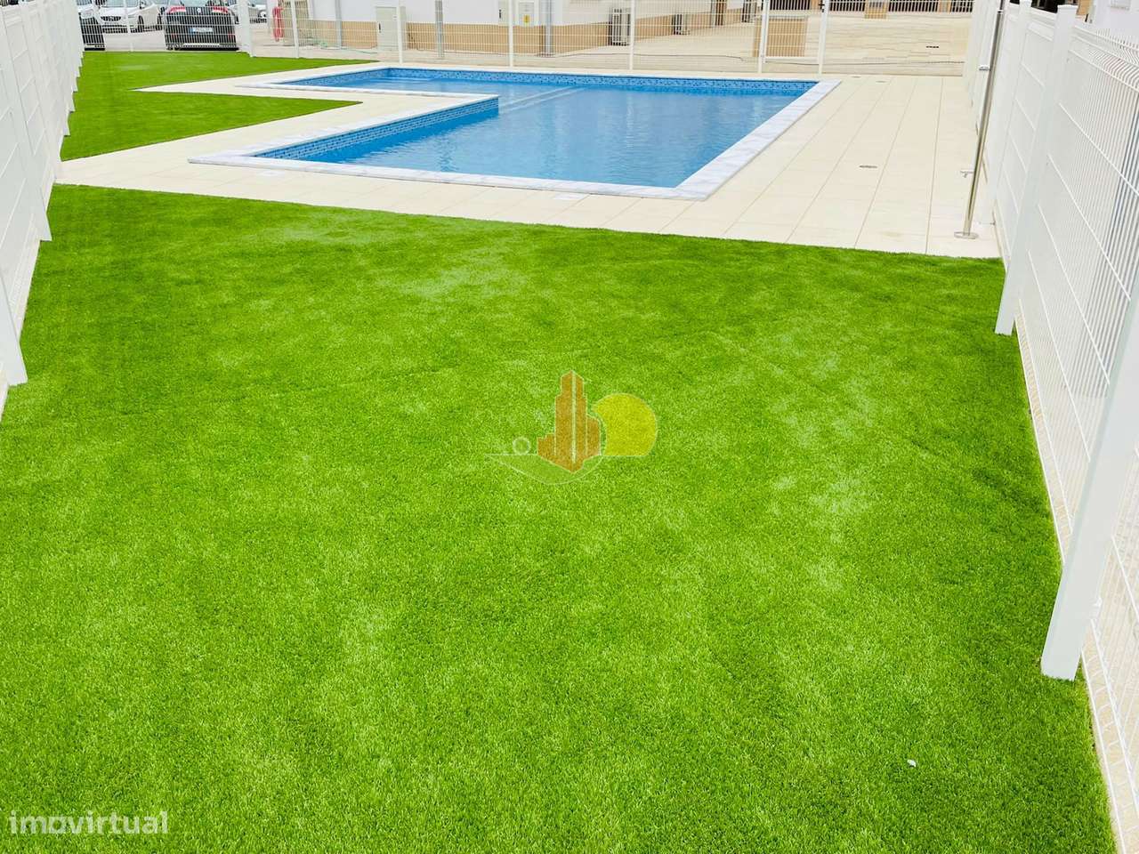 T2 c/ Garagem - Condomínio c/ Piscina-27