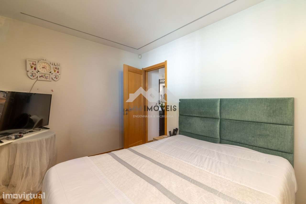 Moradia T4 | Piscina | Jardim | 4 frentes | Praia Fluvial-39