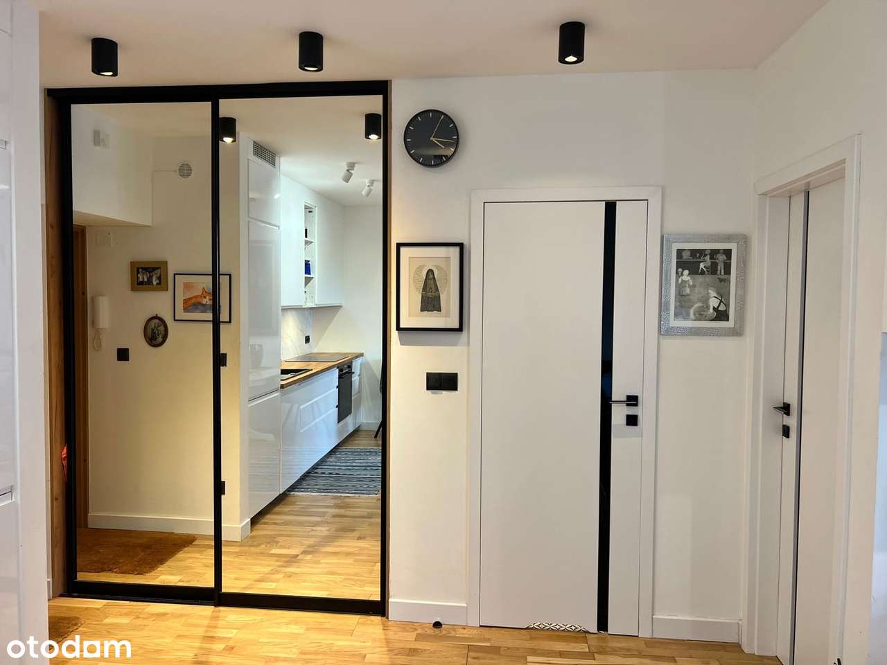 M2 do wprowadzenia, wysoki standard, klimatyzacja, parking, piwnica-12