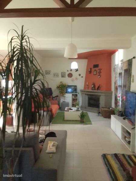 Moradia com terreno - Grande imagem: 5/11