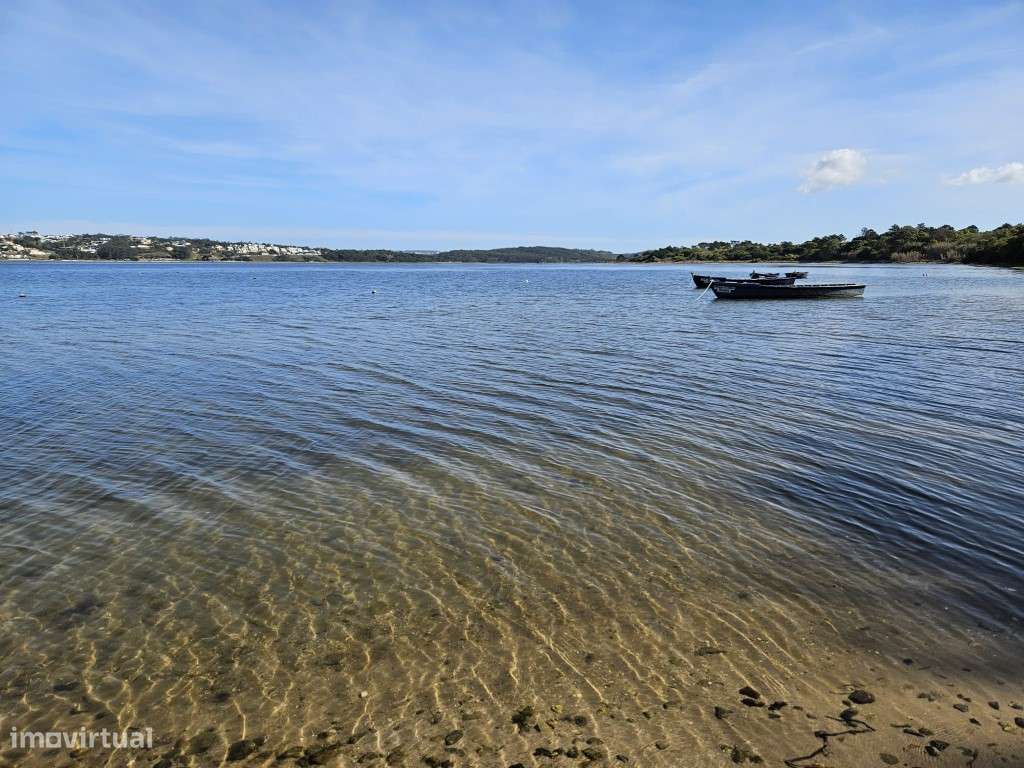 Moradia térrea com vista para a Lagoa de Óbidos e o mar-13