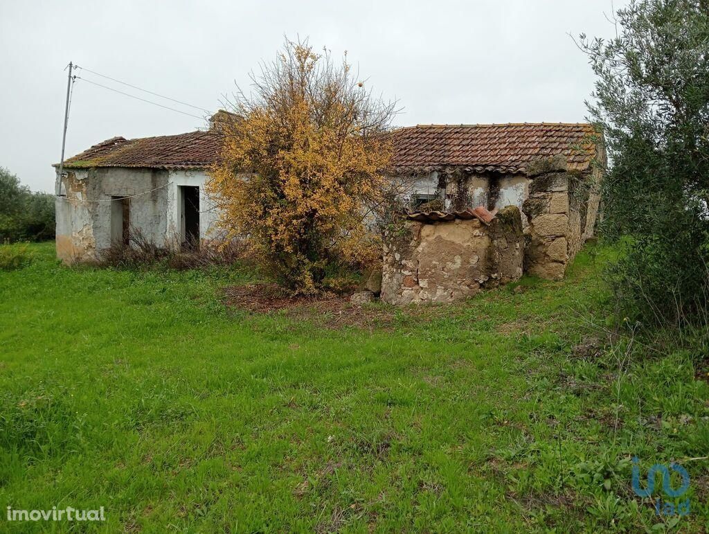 Casa de aldeia T2 em Santarém de 60,00 m2