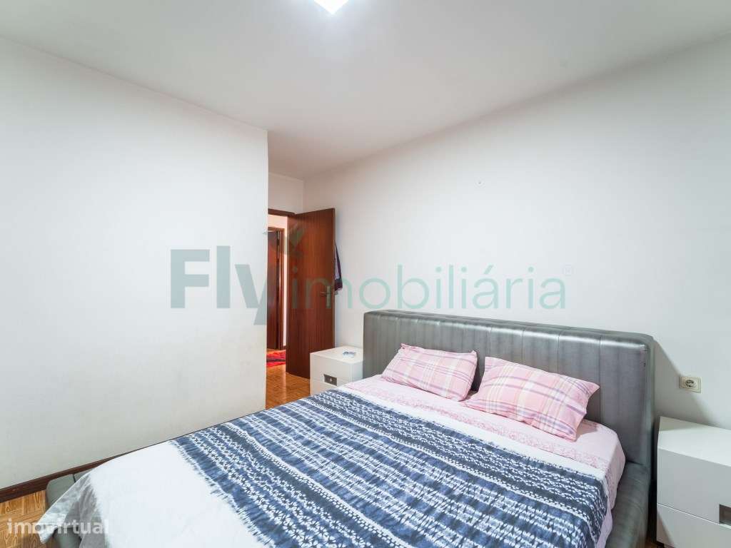 MORADIA TÉRREA COM GRANDE POTENCIAL | GARAGEM E JARDIM-59