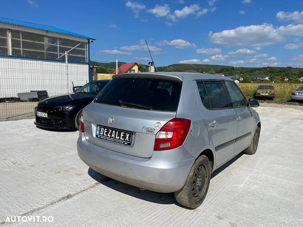 Dezmembrari Skoda Fabia 2 2009 / 1.2 Benzina - 4