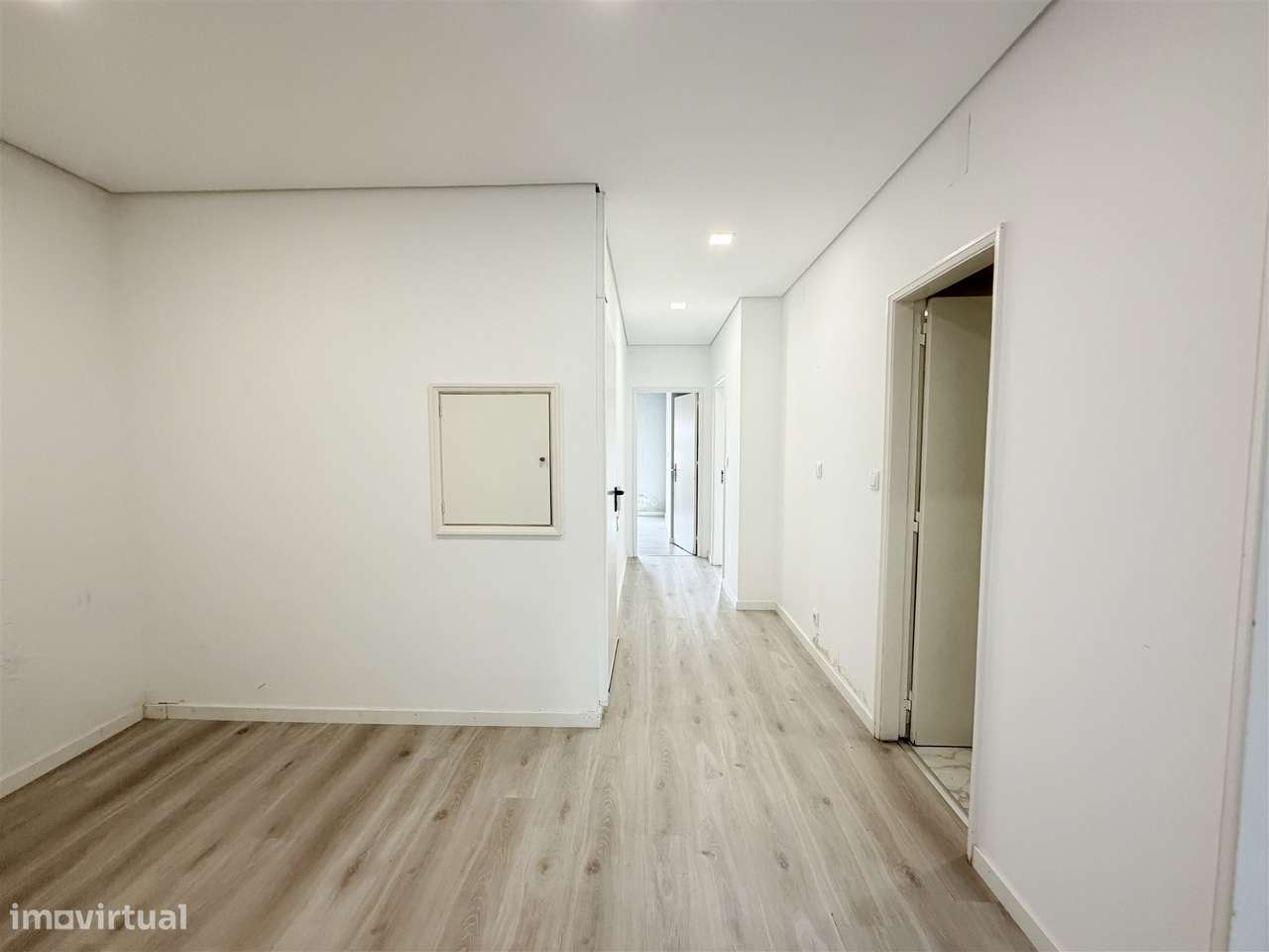 Apartamento T3 Venda em Viana do Castelo (Santa Maria Maior e Monserra-36