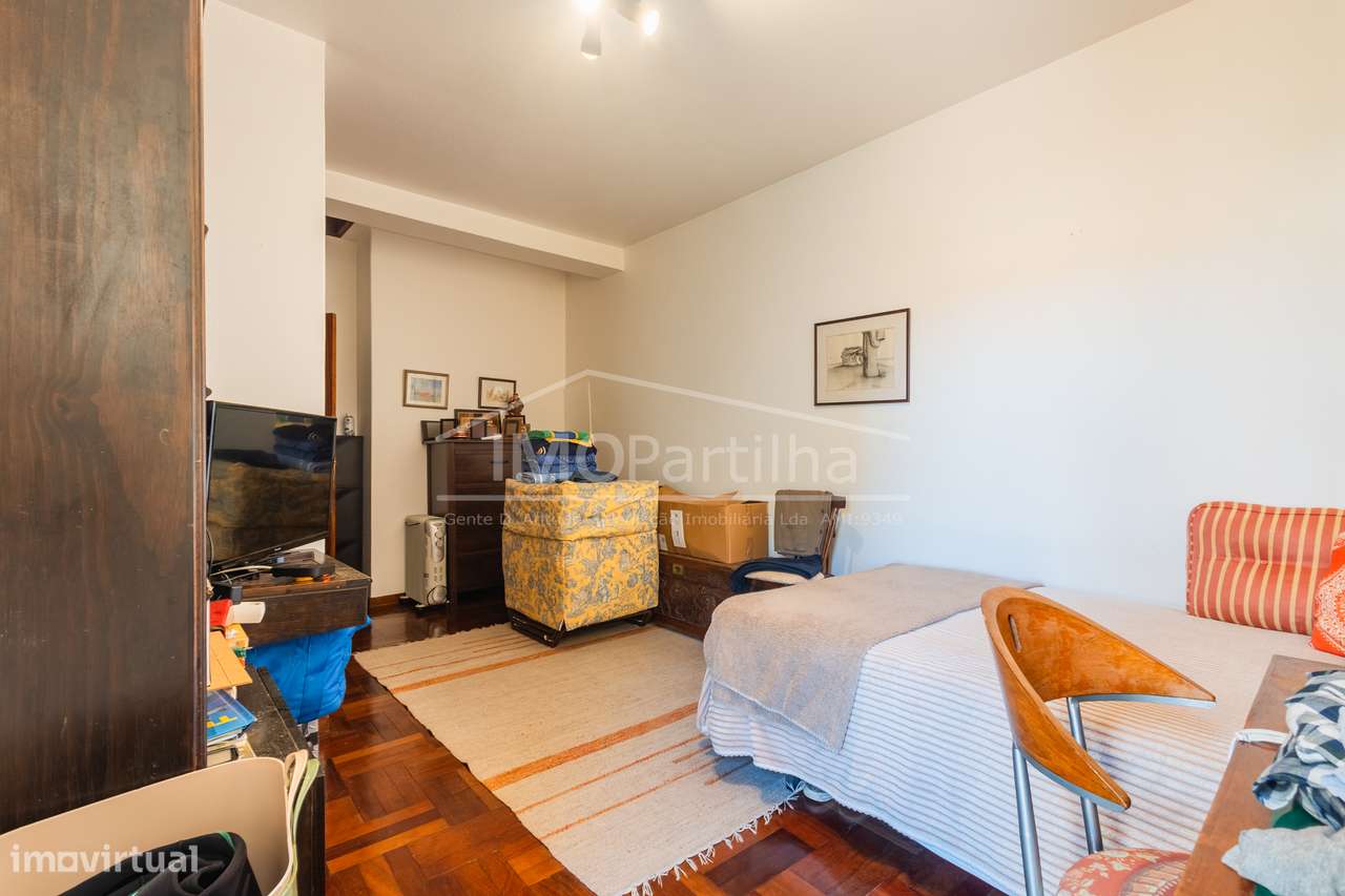 Moradia Dividida em 3 Apartamentos Caparide - São Domingos de Rana-13