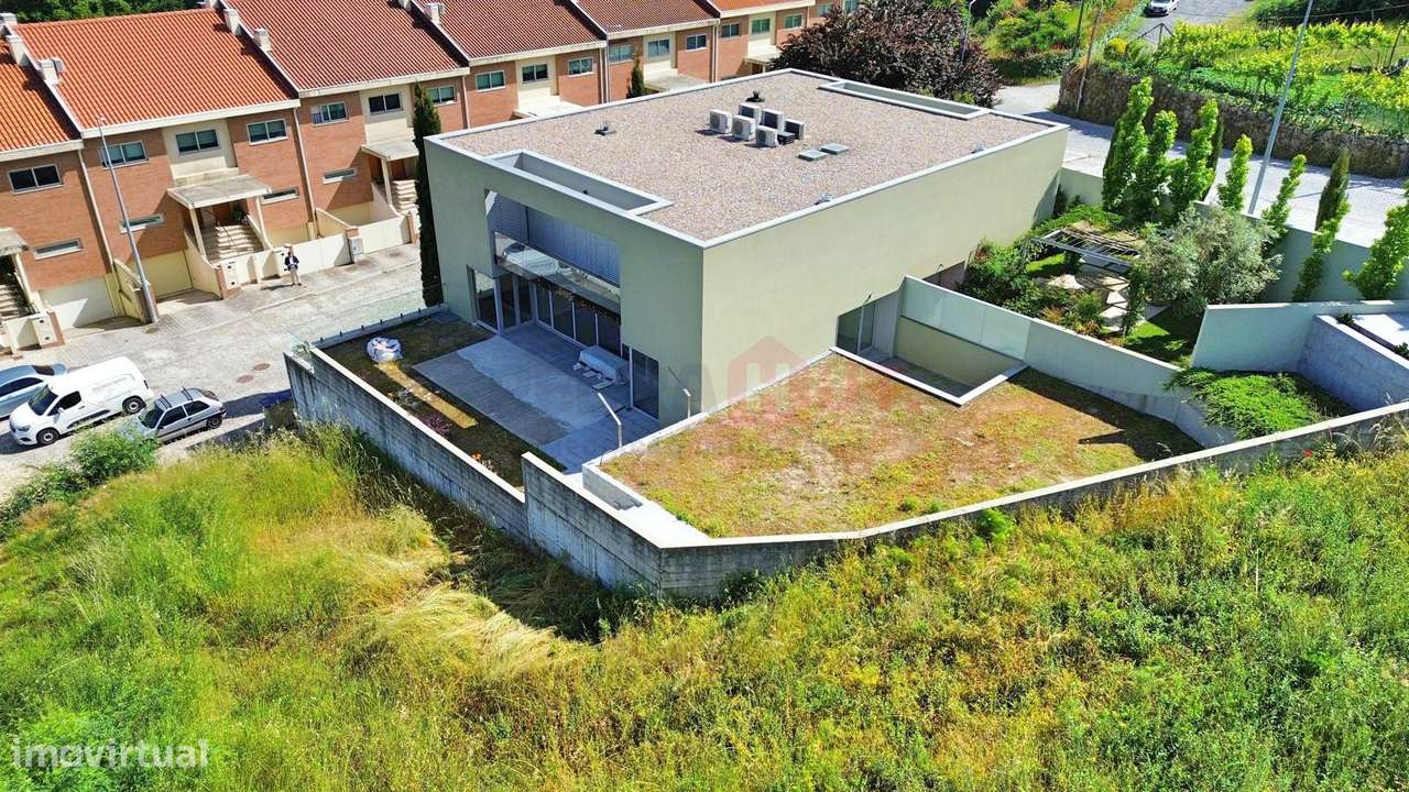 Moradia T4 Penafiel | Ao parque da Cidade| NEWS-6