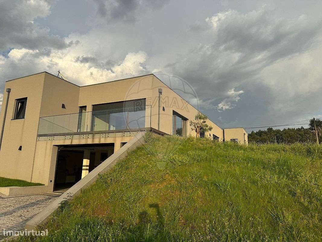 Moradia T4 para arrendamento - Grande imagem: 5/29