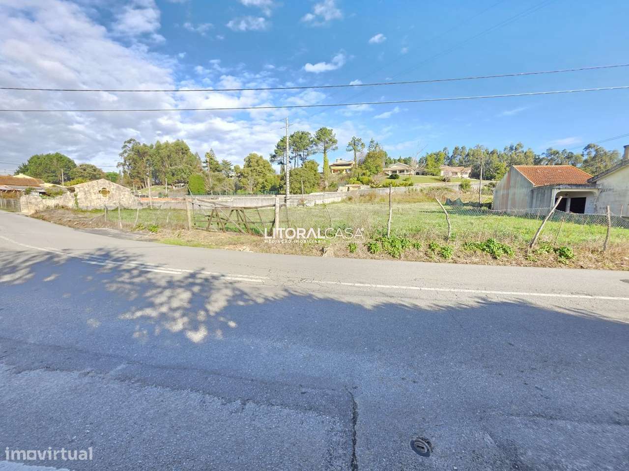 Terreno com 2.289 m2 - Frente 40 metros - Grande imagem: 4/18