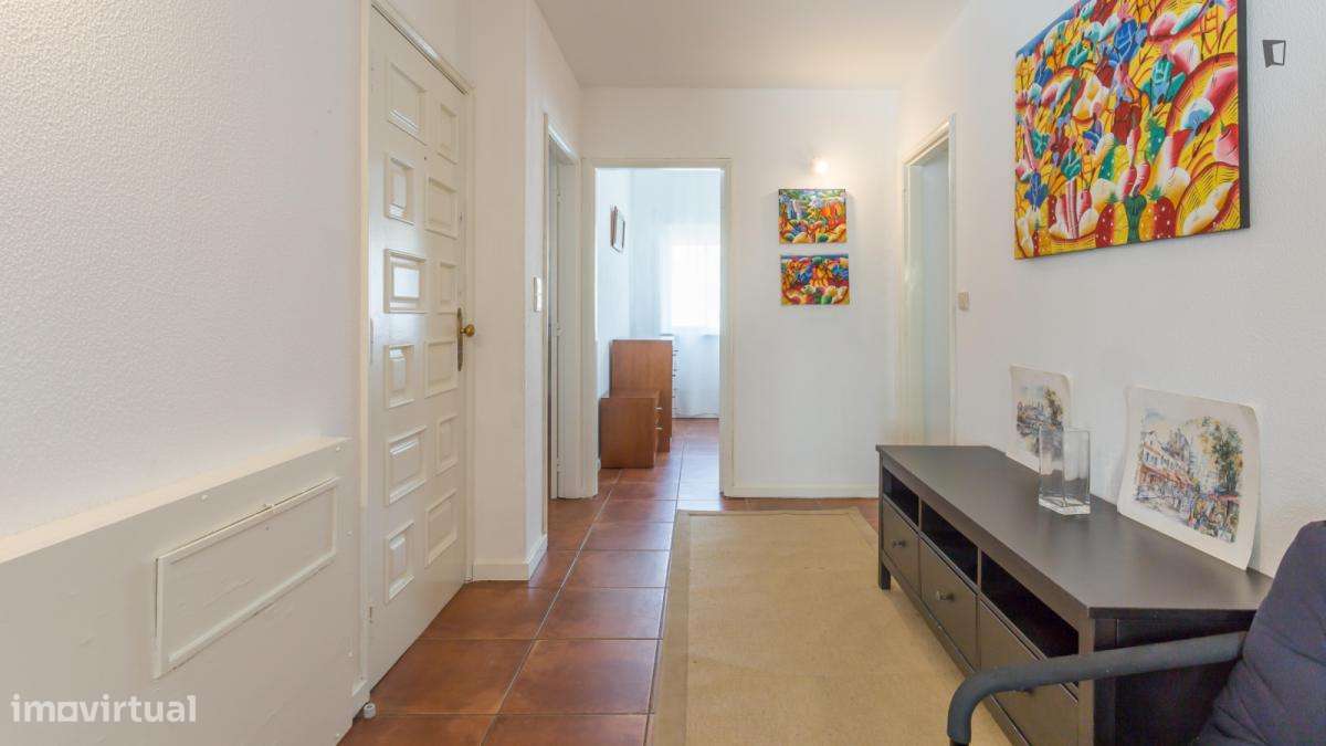 Quarto - localizado em Ramalde Porto - Grande imagem: 3/10