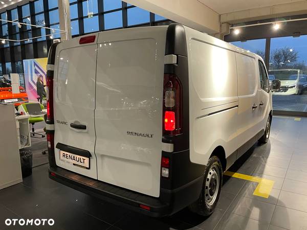 Renault Trafic - 25