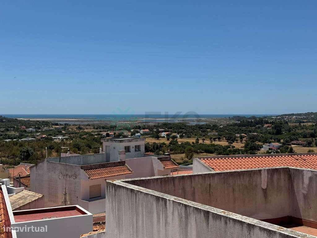 Apartamento t1 à venda na Rua da Capelinha-25