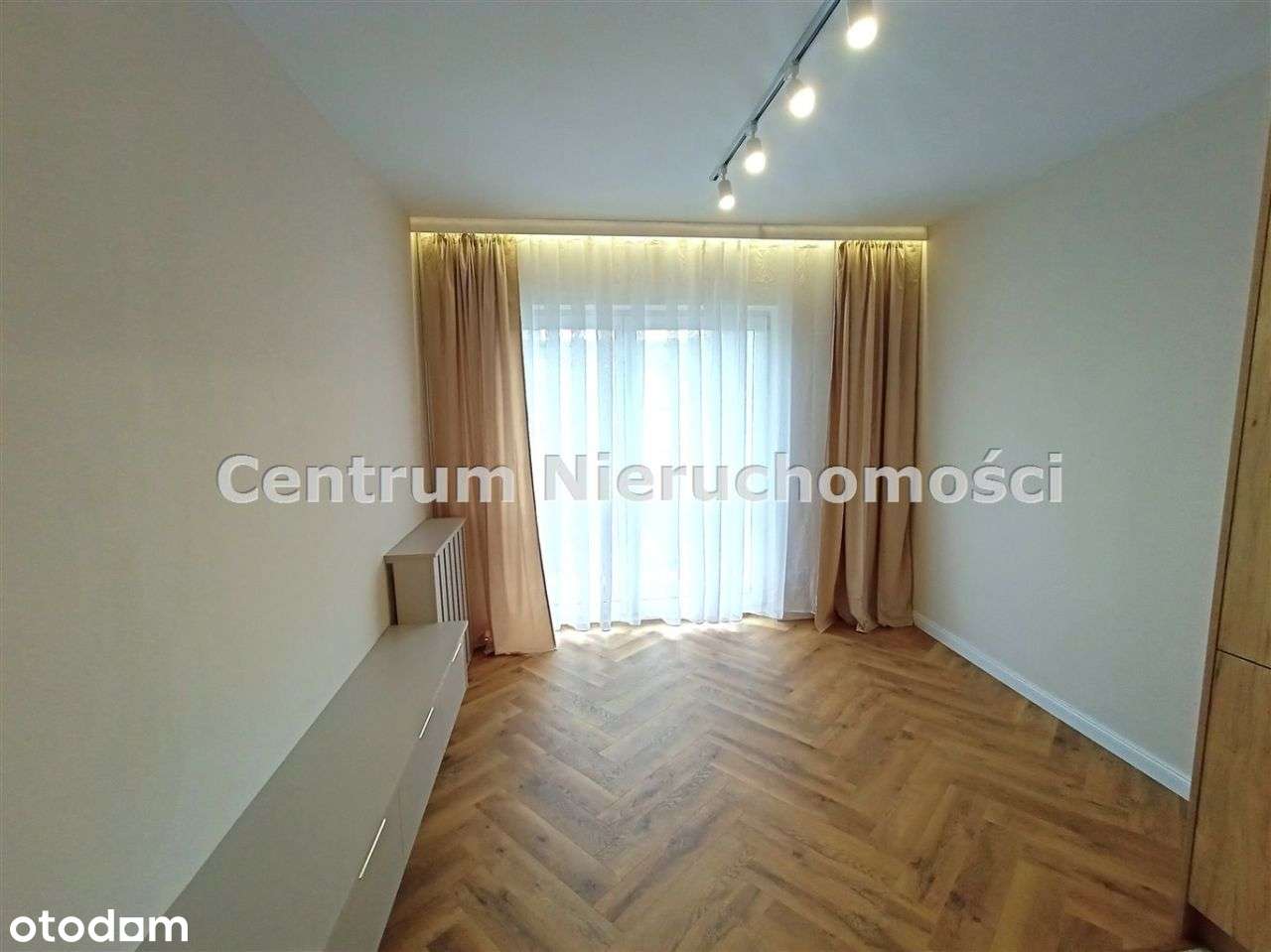 M4 Po Remoncie/ Tysiąclecie/Niski Blok/ Balkon-4