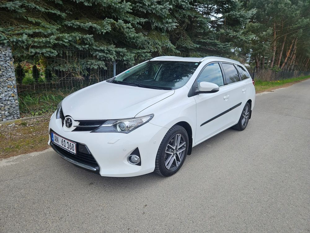 Toyota Auris II 1.6 Valvematic Life 2014