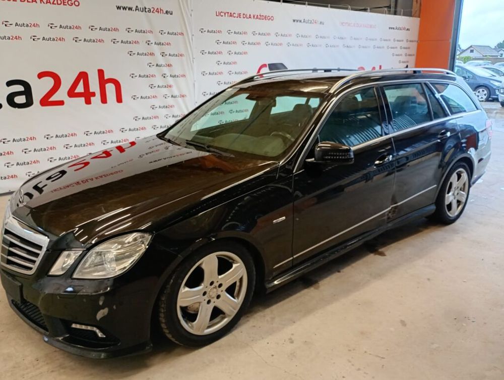 Mercedes-Benz E W212/W207 350 CDI DPF BlueEFFICIENCY 7G-TRONIC Avantgarde 2010