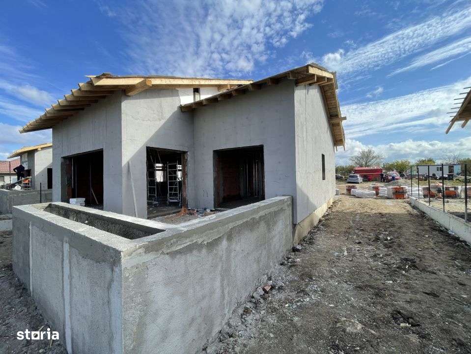 Cernica, casa pe parter, constructie noua, 4 camere, 350mp teren, util-5