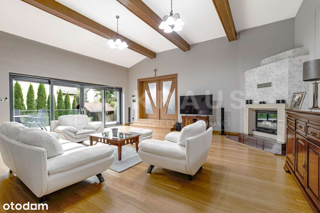 Komfortowy  Dom w Centrum miasta-0