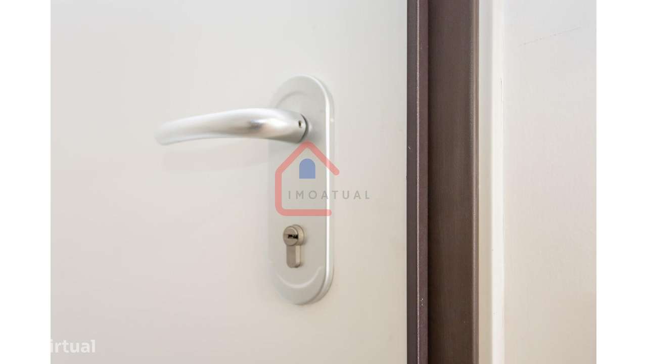 Apartamento T3 No Centro de Setúbal.-30