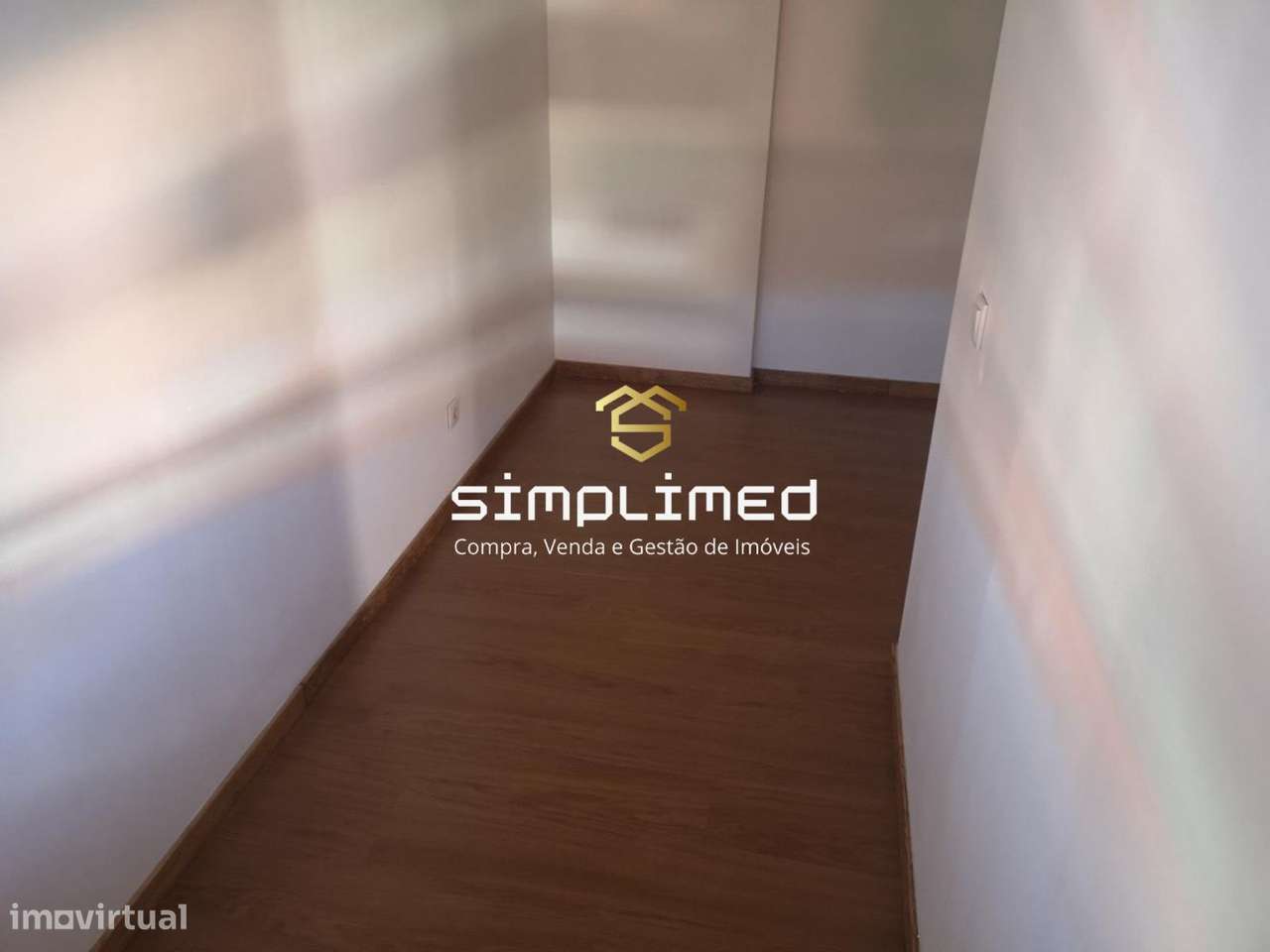 Apartamento T1 Transformado em T2 – Lavradio-12