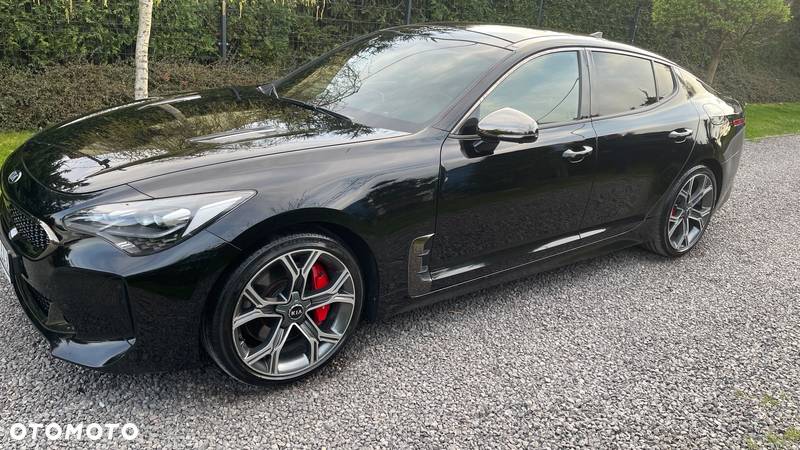 Kia Stinger 3.3 T-GDI V6 GT AWD - 12