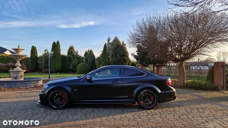 Mercedes-Benz Klasa C 63 AMG Coupe AMG SPEEDSHIFT MCT Black Series - 4