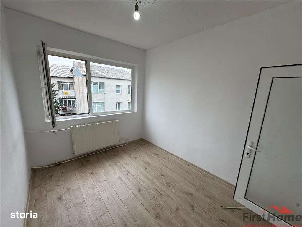 Garsoniera 12mp , de vanzare, zona Sud, etaj 4 cu acoperis - Imagine principală: 5/11