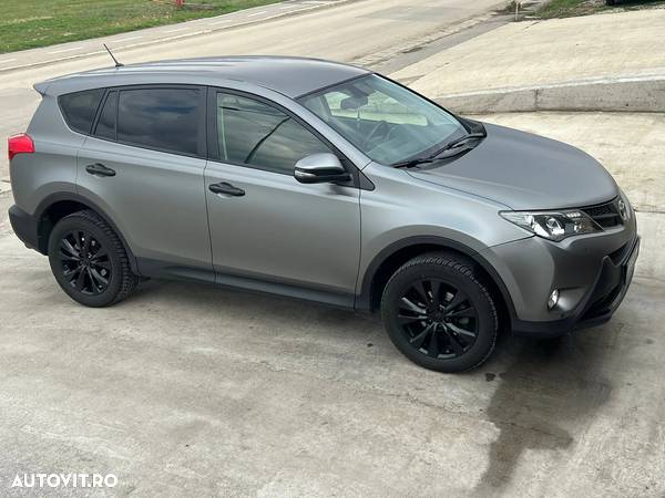 Toyota RAV4 - 4