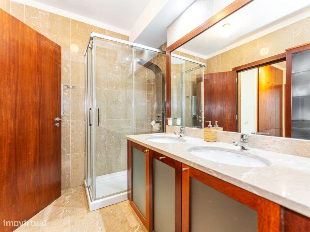 T3 Primeira Linha em Matosinhos Sul, vista mar-26