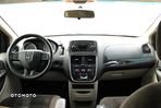 Dodge Grand Caravan - 13