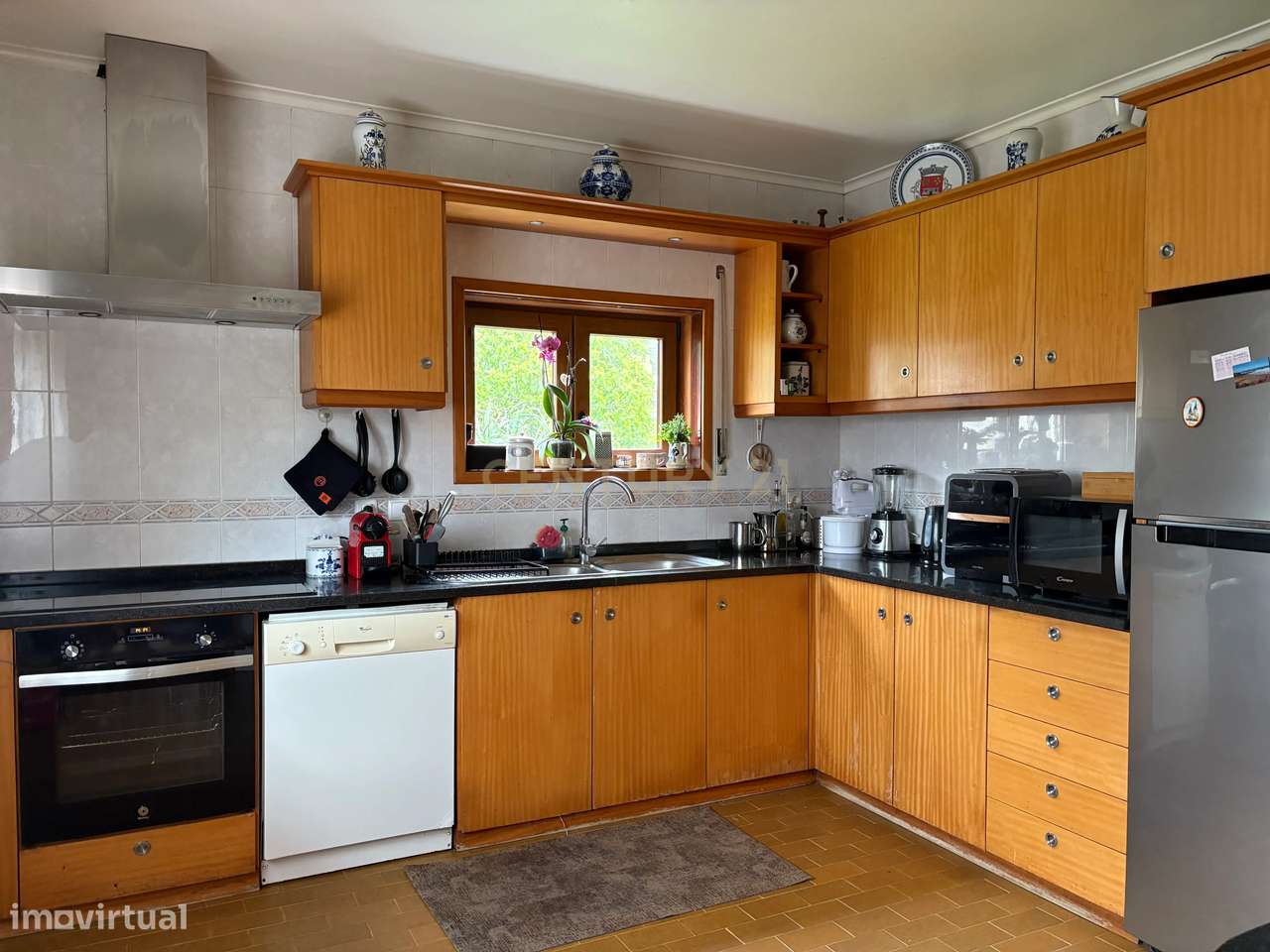 Moradia T7 com Vista Mar e Elevado Potencial em Areosa-7