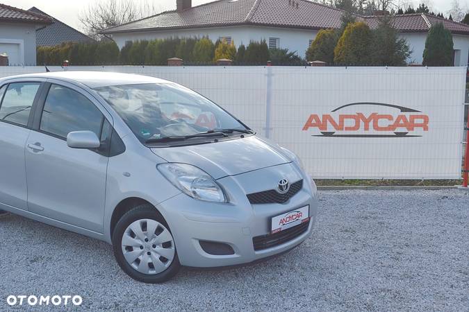 Toyota Yaris 1.33 VVT-i Cool - 1