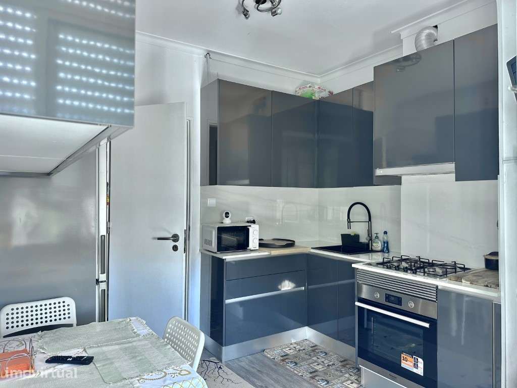 T2 na Póvoa de Santo Adrião - Totalmente Remodelado - Grande imagem: 2/20