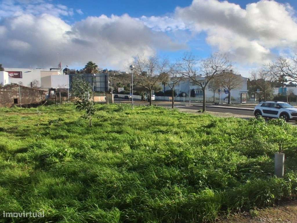 Terreno com Alvará de Loteamento Aprovado para Construção de Grande...-7