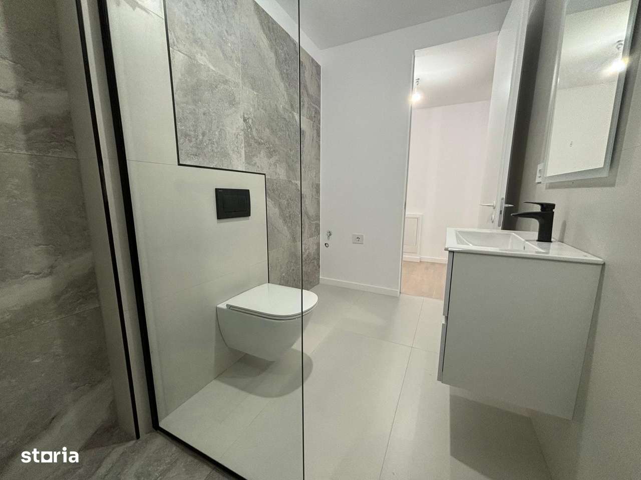 Vanzare garsoniera Ploiesti, bloc nou, zona Ultracentrala-8