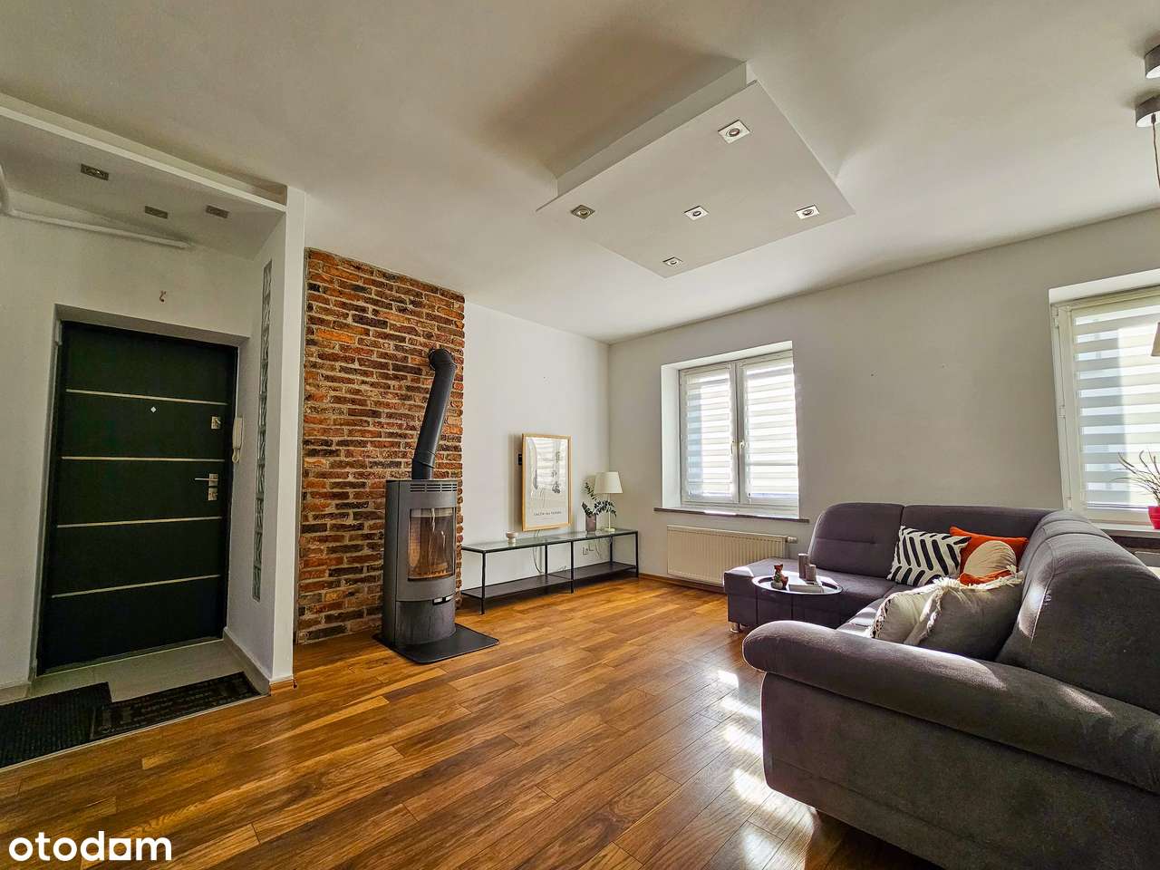 3 pokojowe mieszkanie na sprzedaż ZOBACZ FILM-1