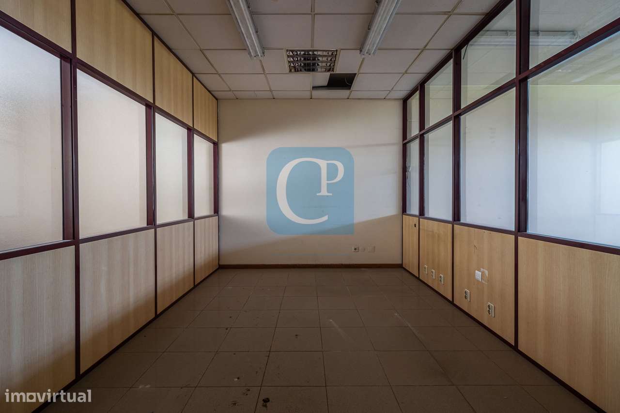 Loja Comercial em São Mamede de Infesta - Grande imagem: 4/18